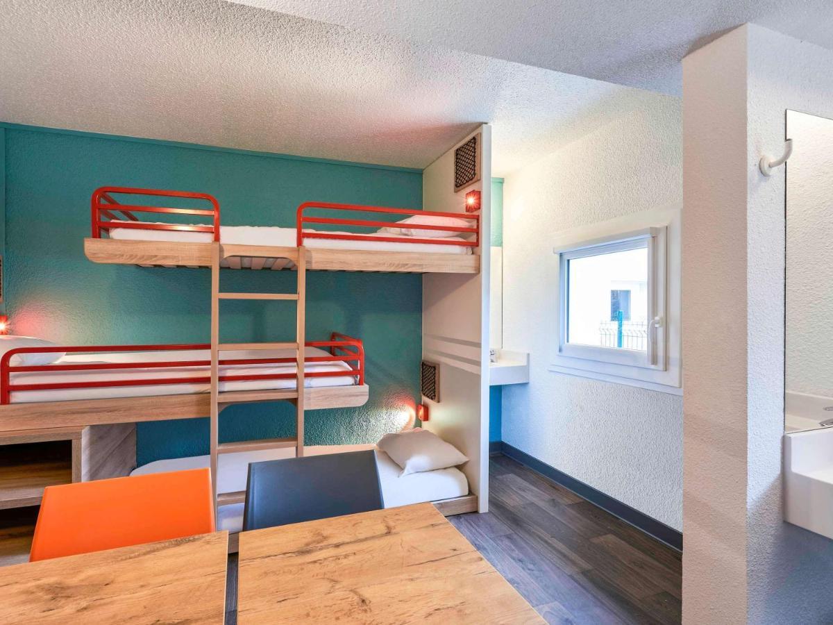 Hotel F1 Lyon Genay Massieux Esterno foto