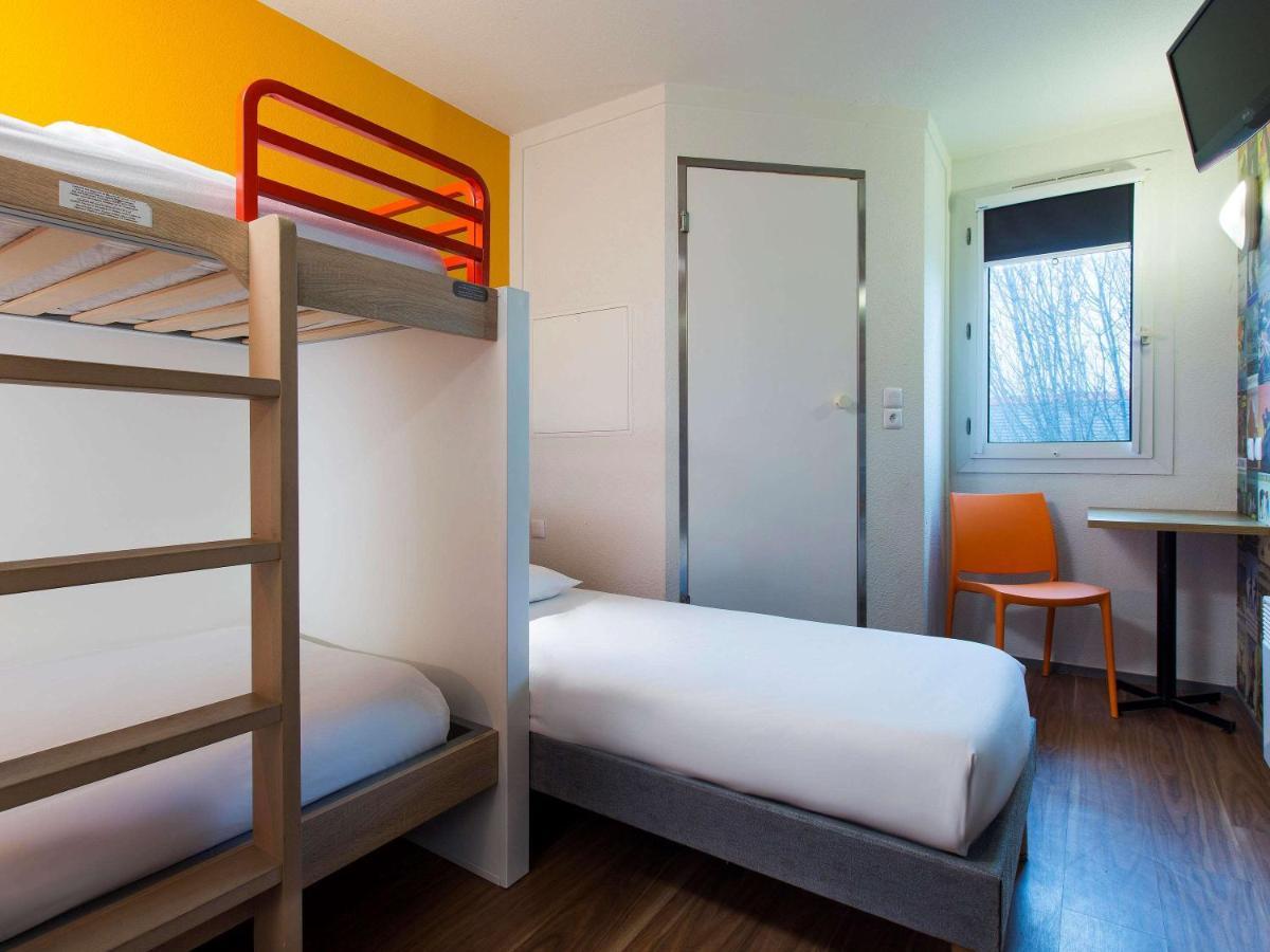 Hotel F1 Lyon Genay Massieux Esterno foto
